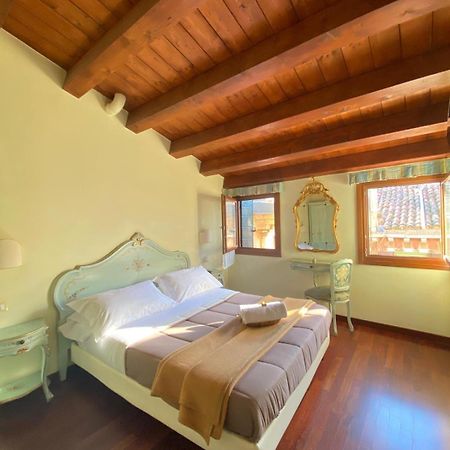 Casa Vacanze Angolo 'Sconto Venesia Bagian luar foto