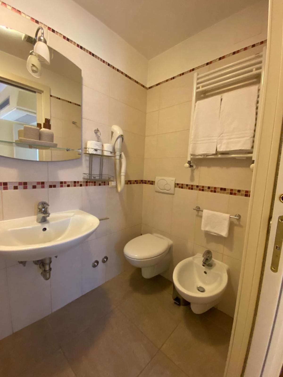 Casa Vacanze Angolo 'Sconto Venesia Bagian luar foto