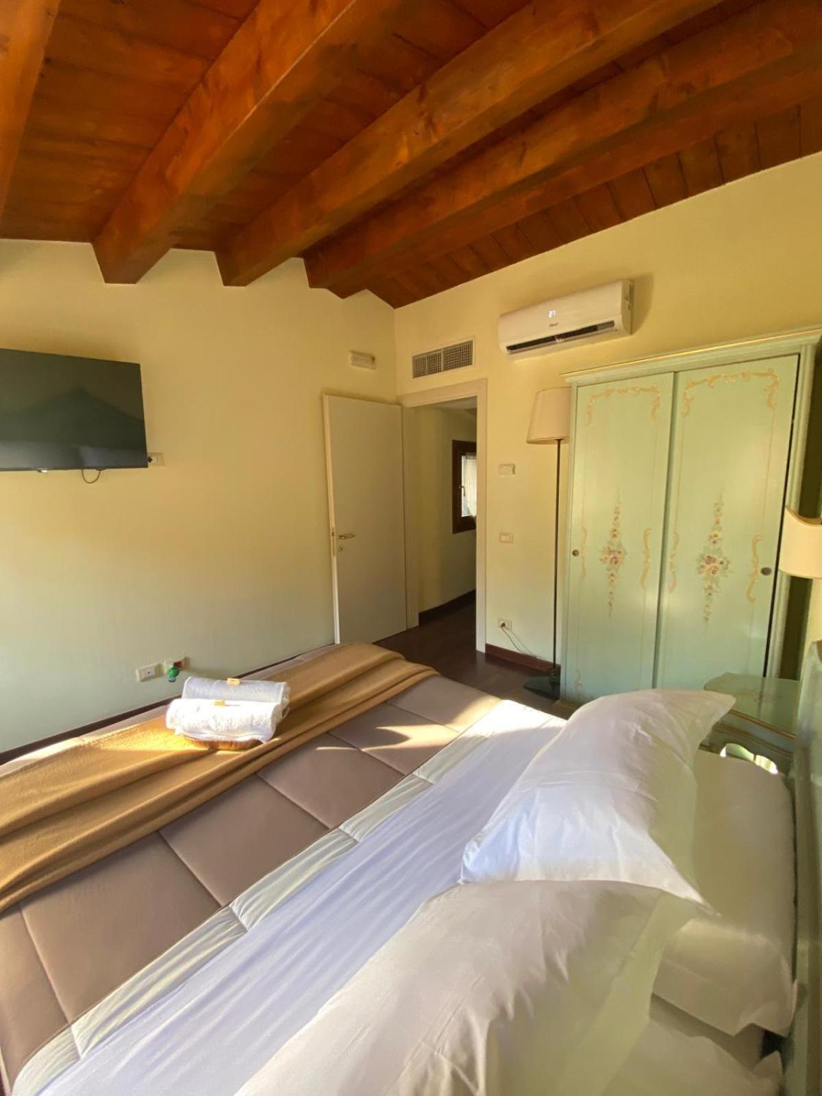 Casa Vacanze Angolo 'Sconto Venesia Bagian luar foto